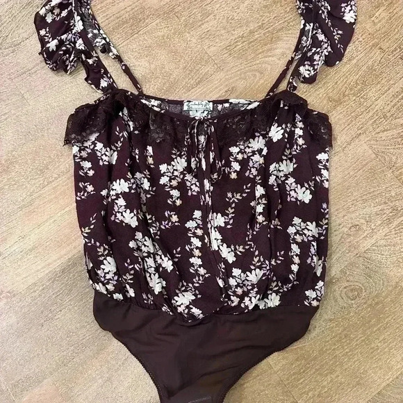 Free People NWOT intimately Top - Picture 4 of 8